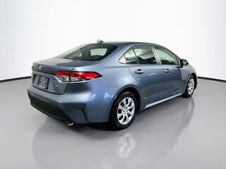 2025 Toyota Corolla LE — photo 3