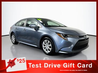 2025 Toyota Corolla LE — photo 1