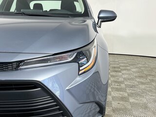 2025 Toyota Corolla LE — photo 9