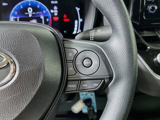 2026 Toyota Corolla LE — photo 17
