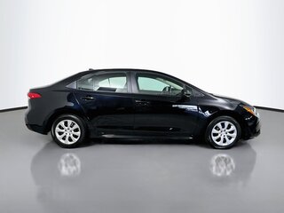 2026 Toyota Corolla LE — photo 2