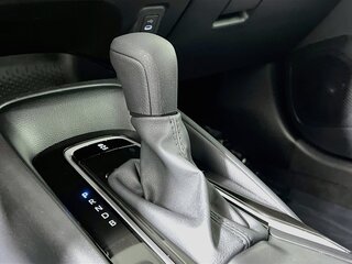 2026 Toyota Corolla LE — photo 21