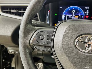 2026 Toyota Corolla LE — photo 16