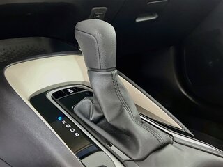 2026 Toyota Corolla LE — photo 21