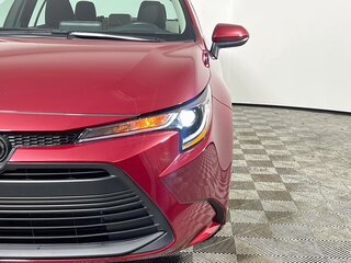 2026 Toyota Corolla LE — photo 9