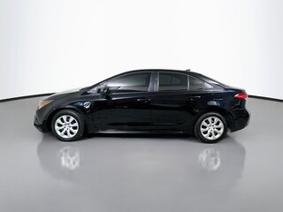 2026 Toyota Corolla LE — photo 6
