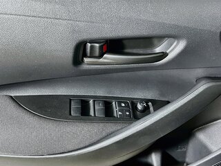 2026 Toyota Corolla LE — photo 13