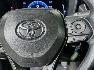 2026 Toyota Corolla LE — photo 16