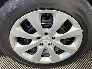 2024 Toyota Corolla LE — photo 11