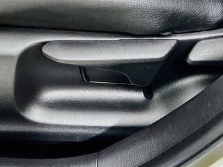 2024 Toyota Corolla LE — photo 13