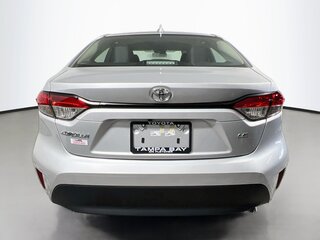 2026 Toyota Corolla LE — photo 4