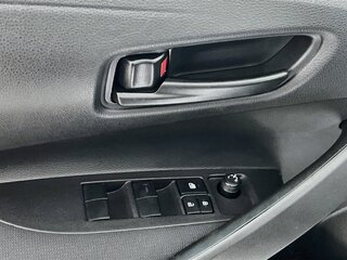 2026 Toyota Corolla LE — photo 14