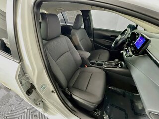 2025 Toyota Corolla LE — photo 26