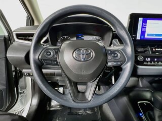 2025 Toyota Corolla LE — photo 14