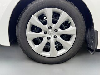 2025 Toyota Corolla LE — photo 11