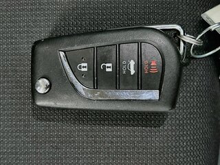2025 Toyota Corolla LE — photo 31