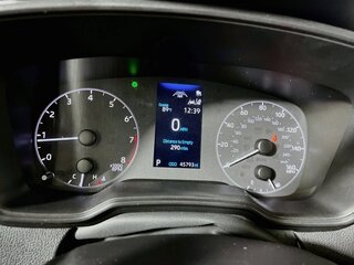 2025 Toyota Corolla LE — photo 18