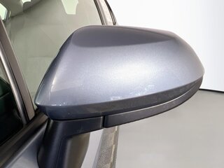 2025 Toyota Corolla LE — photo 10