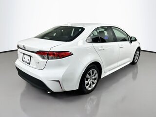 2024 Toyota Corolla LE — photo 3