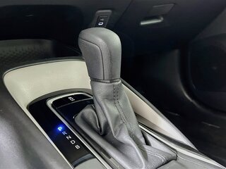2025 Toyota Corolla LE — photo 21