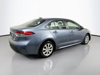 2025 Toyota Corolla LE — photo 3