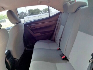2016 Toyota Corolla L — photo 12