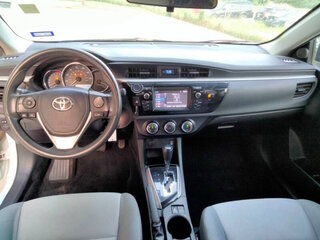 2016 Toyota Corolla L — photo 17