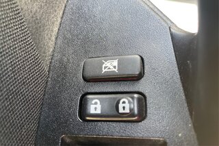 2016 Toyota Corolla LE — photo 28