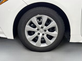 2021 Toyota Corolla LE — photo 10