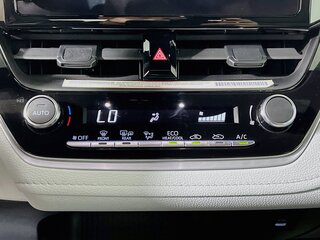 2024 Toyota Corolla SE — photo 23