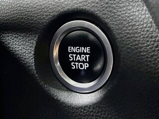 2024 Toyota Corolla SE — photo 17