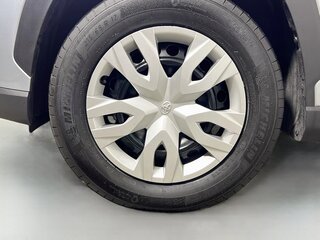 2026 Toyota Corolla Cross L — photo 11
