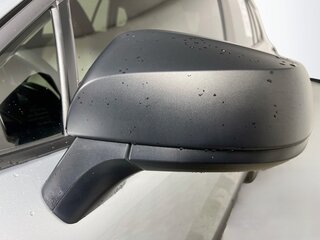 2026 Toyota Corolla Cross L — photo 10