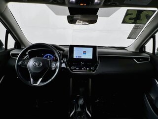 2025 Toyota Corolla Cross XLE — photo 27