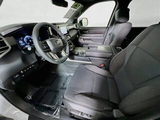 2025 Toyota Sequoia SR5 — photo 12