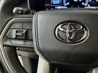 2025 Toyota Sequoia SR5 — photo 16