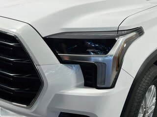 2025 Toyota Sequoia SR5 — photo 9