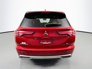 2025 Mitsubishi Outlander SE — photo 4