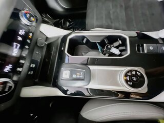 2025 Mitsubishi Outlander SE — photo 21