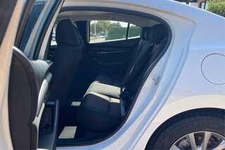 2019 Mazda MAZDA3 Base — photo 10