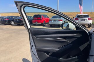2019 Mazda MAZDA3 Base — photo 21