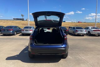 2021 Nissan Rogue Sport S — photo 12