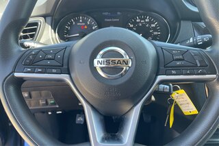 2021 Nissan Rogue Sport S — photo 18