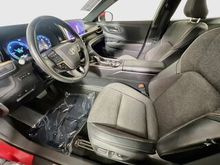 2024 Toyota Crown XLE — photo 12