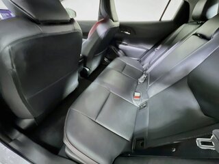 2025 Toyota Prius XSE — photo 25