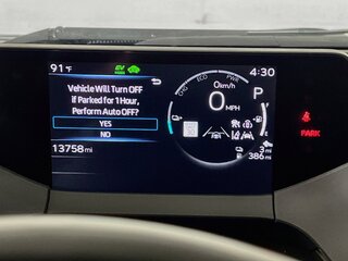 2025 Toyota Prius XSE — photo 18