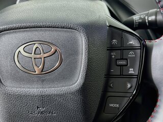 2025 Toyota Prius XSE — photo 16