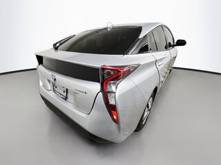 2017 Toyota Prius Four — photo 3