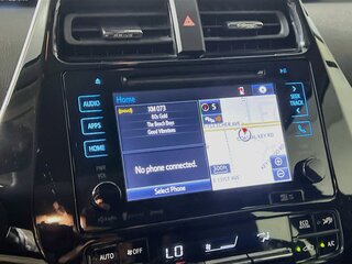 2017 Toyota Prius Four — photo 24