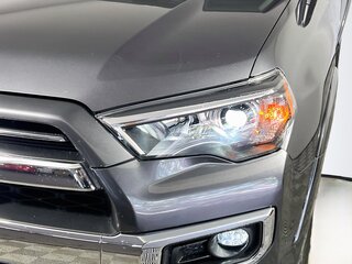 2022 Toyota 4Runner Limited — photo 9